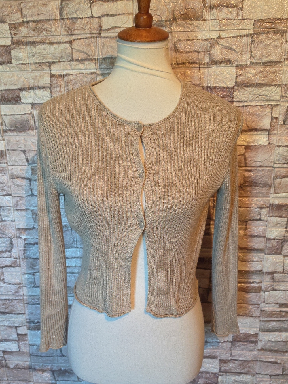 Zara Knit Wear Ribbed Cropped Cardigan in Tan